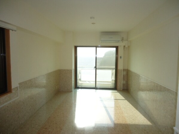 シーサイドビラ鵠沼の物件内観写真